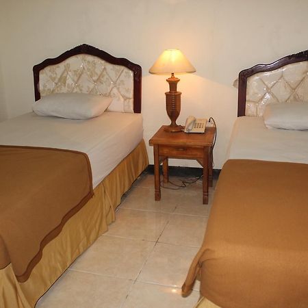Sinar Bintang Hotel Cepu Экстерьер фото