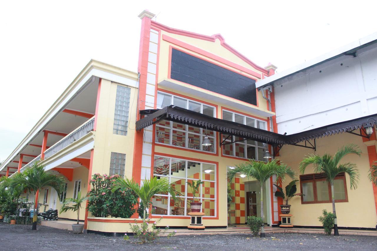 Sinar Bintang Hotel Cepu Экстерьер фото